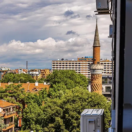 Sunset 2br Street Parking Included Lägenhet Plovdiv