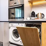 Sunset 2br Street Parking Included Пловдив