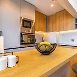 Апартаменты Sunset 2br Street Parking Included Пловдив