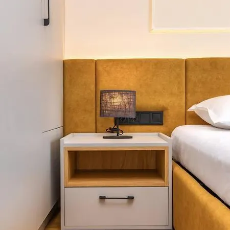 Sunset 2br Street Parking Included شقة بلوفديف