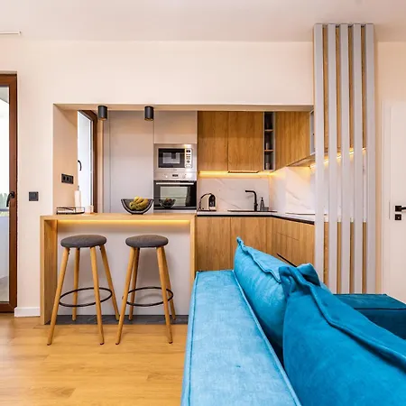 Sunset 2br Parking Included *