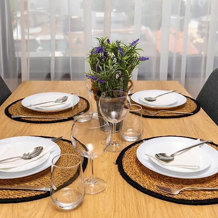 شقة Sunset 2br Street Parking Included