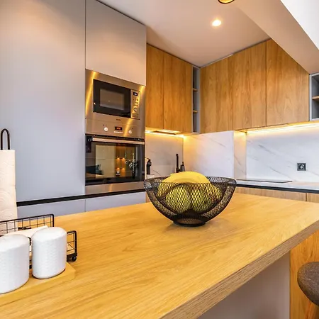 شقة Sunset 2br Street Parking Included بلوفديف