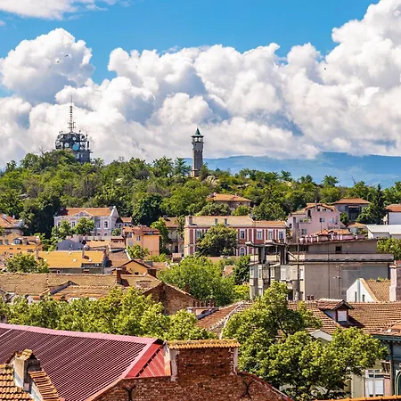 Sunset 2br Street Parking Included Apartamento