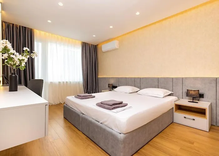 Sunset 2br Street Parking Included Apartment Plovdiv