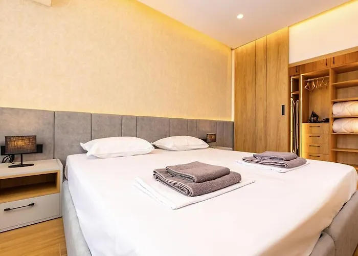 Sunset 2br Street Parking Included Plovdiv